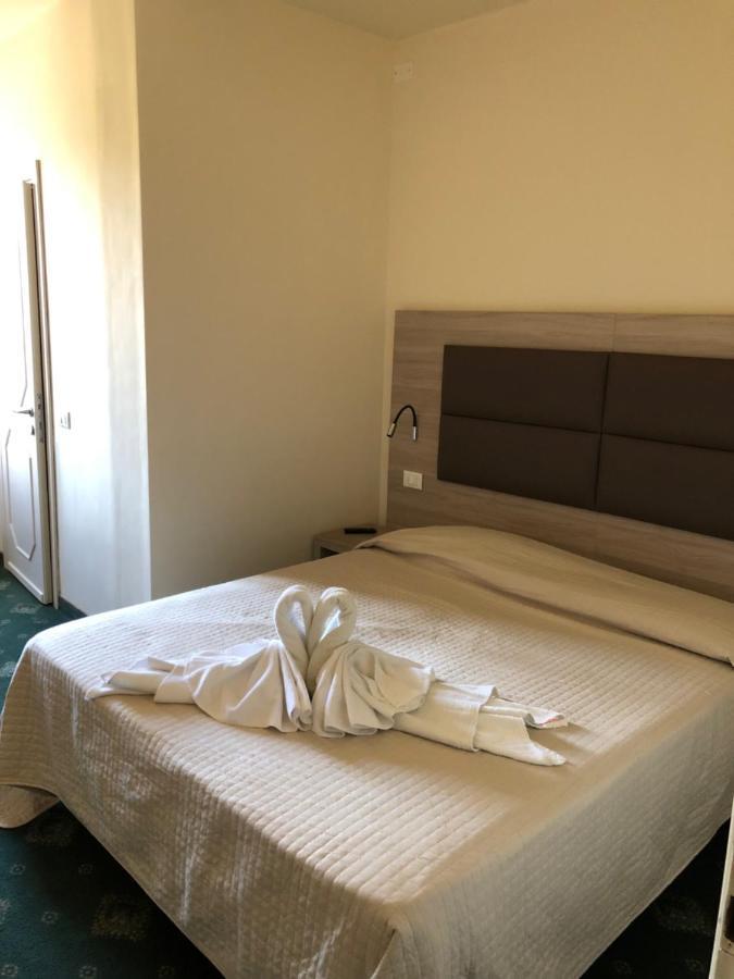 Hotel Miralago Pieve  Exterior foto