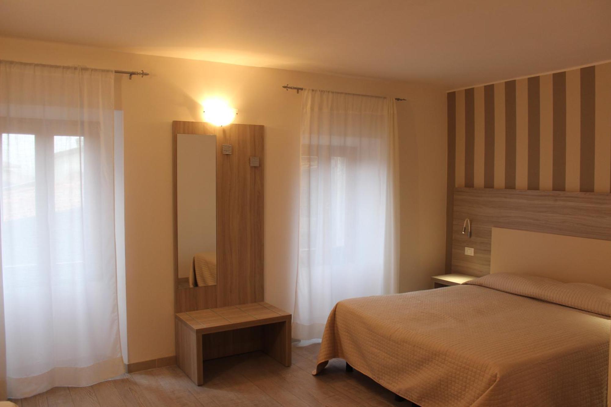 Hotel Miralago Pieve  Exterior foto
